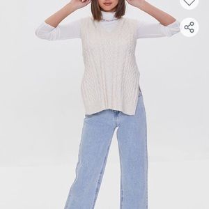 Cable Knit Slit Sweater Vest